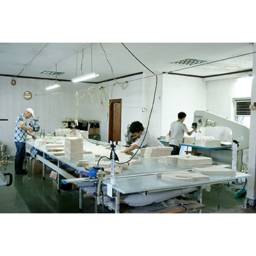 Ningbo Nanyan Imp. & Exp. Co., Ltd. Fusible Interlining