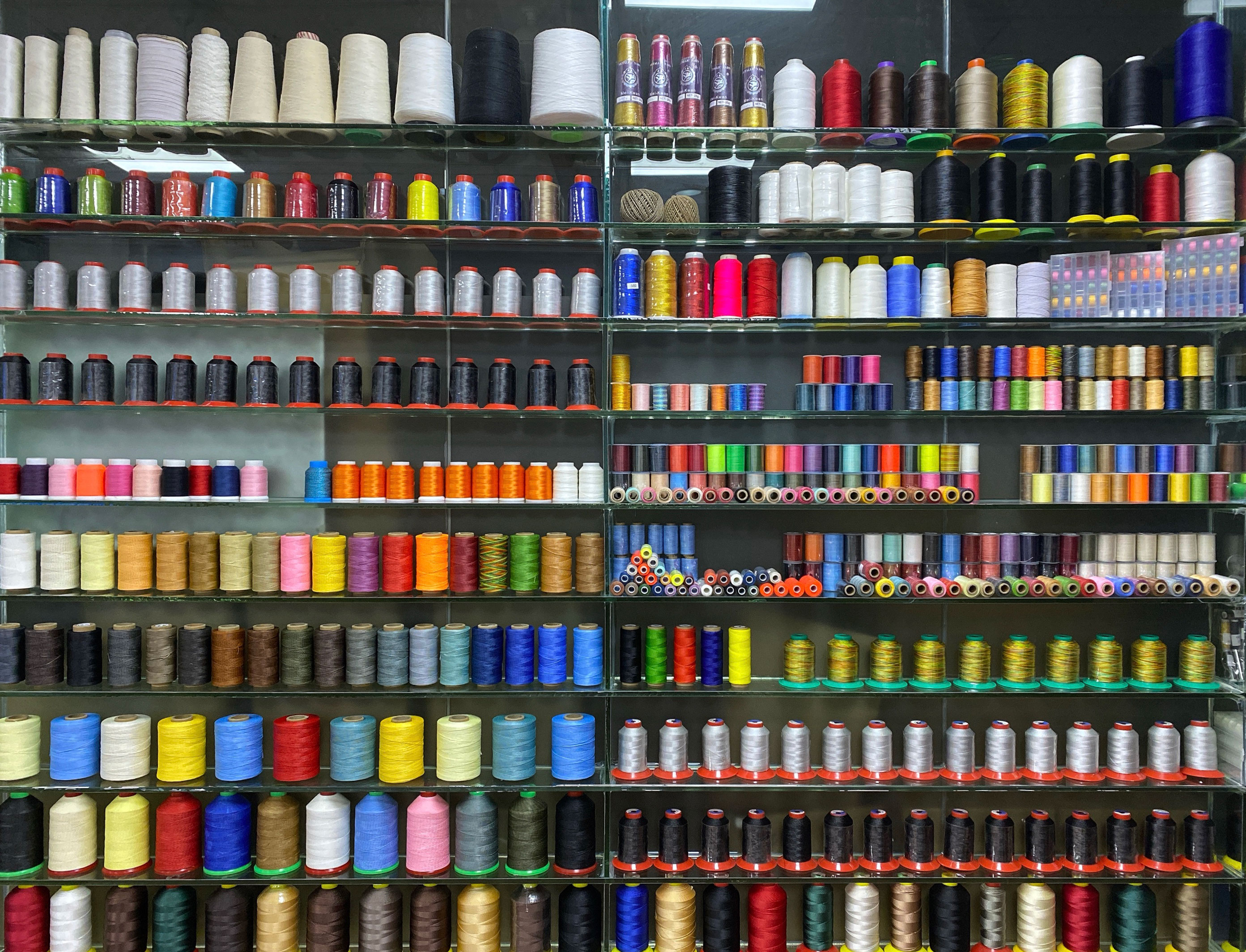 Guangzhou Yigao Thread Industry Co., Ltd. Leather Sewing Thread