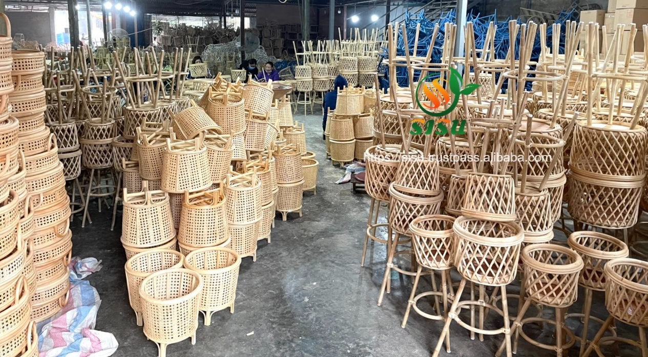 Sisu Import Export Co., Ltd Rattan Lampshades