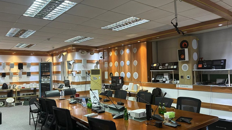 Guangzhou Power and Grace Electronic Equipment Co., Ltd. Bluetooth Speaker