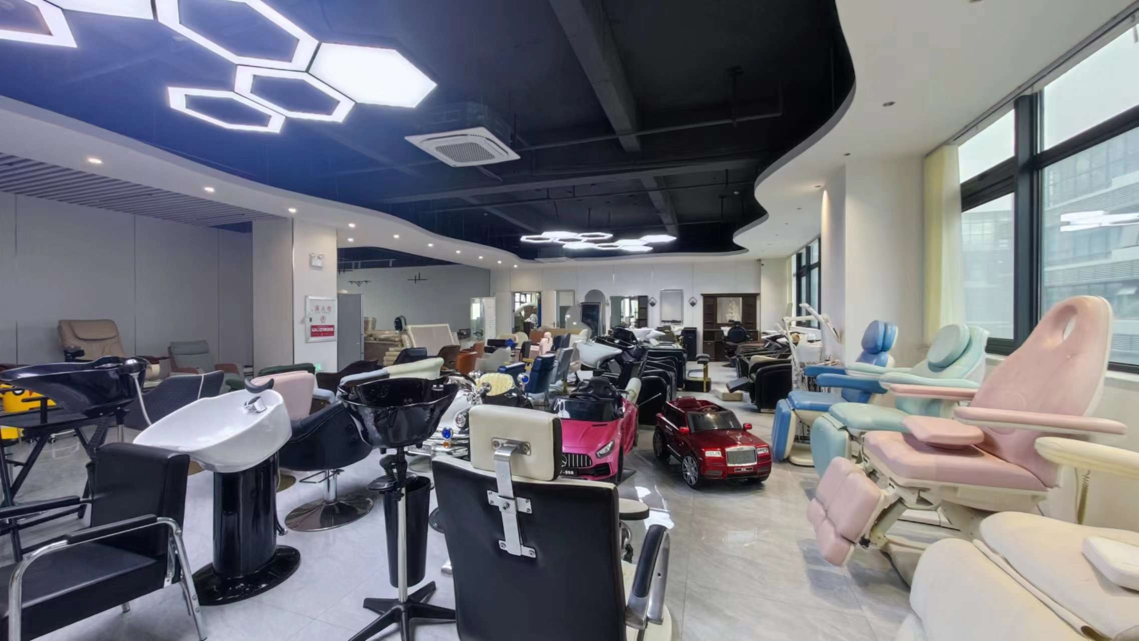 Guangzhou Peimeng Beauty & Hairdressing Equipment Co., Ltd. Pedicure Chairs