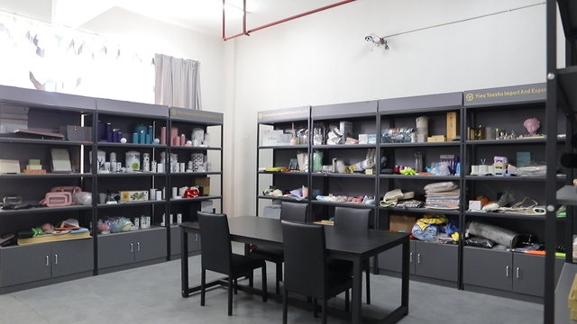 Yiwu Youshu Import And Export Co., Ltd. factory image 1