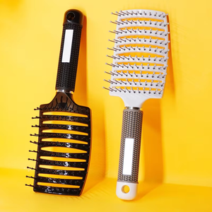 Factory Batch Big Bent Plastic Nylon Comb Cushion and Vent Features for Fluffy Shape Curved Rib Massage on Back and Head