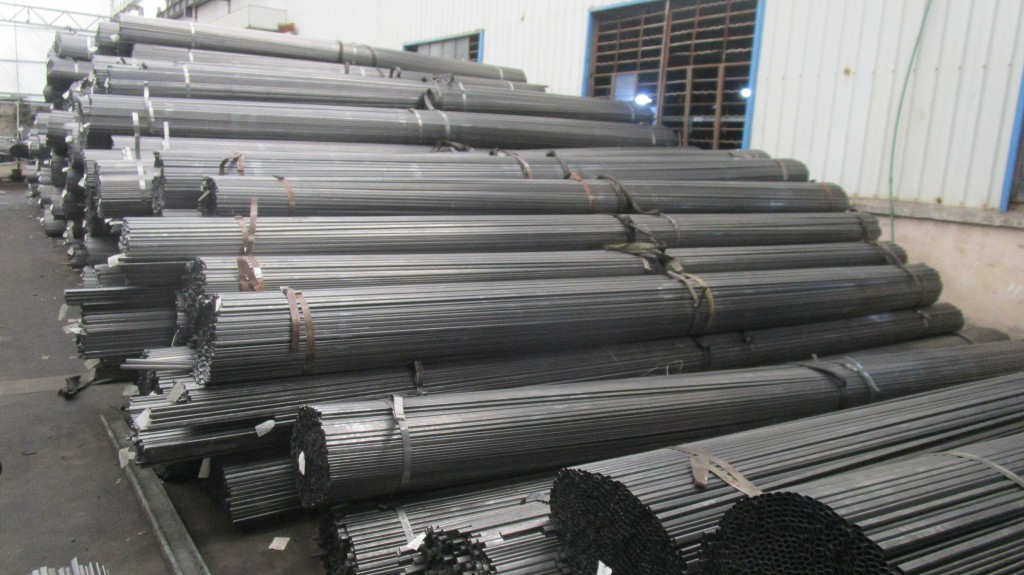 Linhai Yijie Arts And Crafts Co., Ltd. Patio Umbrella