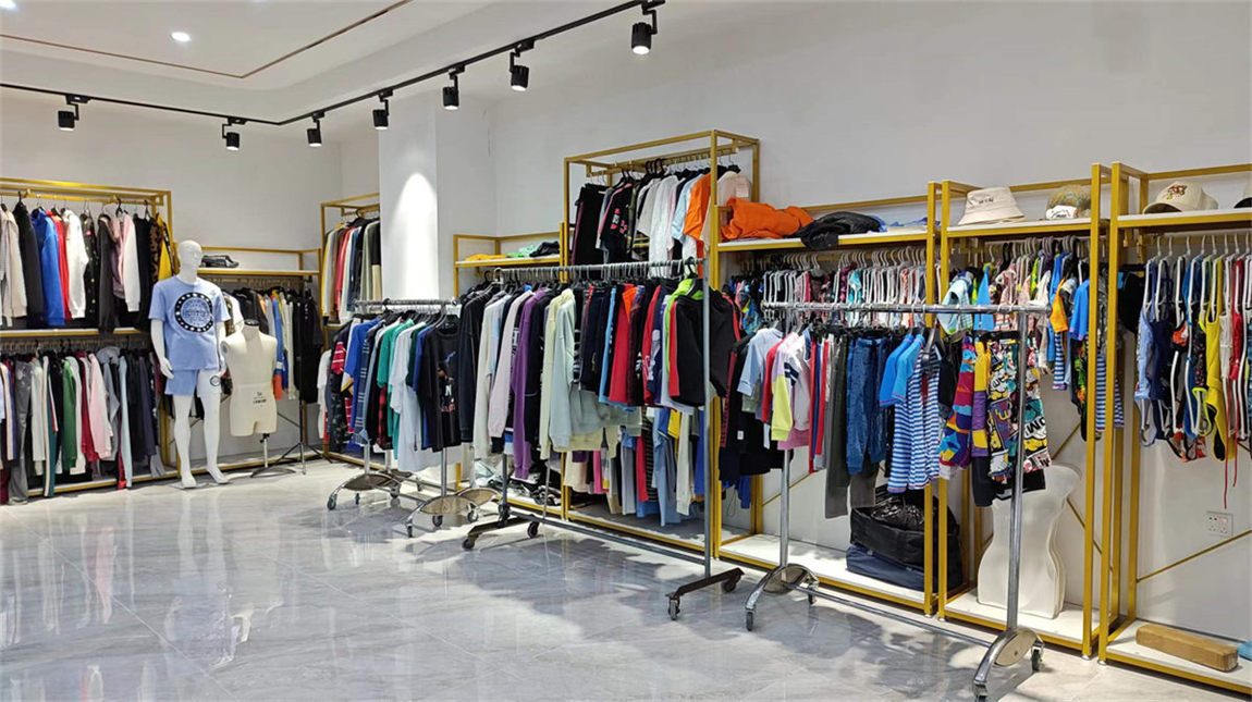 Dongguan City Jingyu Apparel Co., Ltd. factory image 3