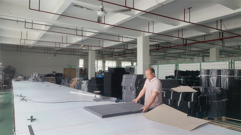 Yancheng Xiangyi Home Furnishing Co., Ltd. factory image 3
