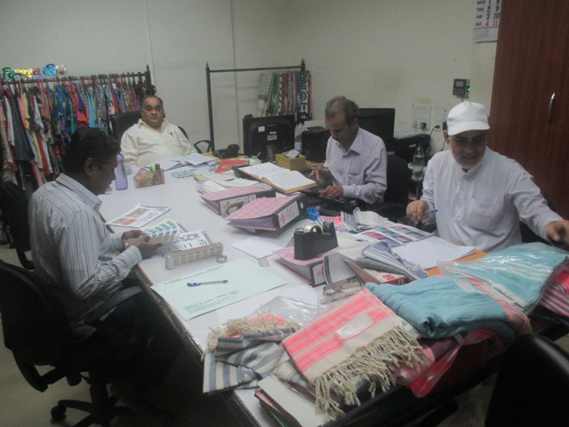 United Exports (India) Shawls