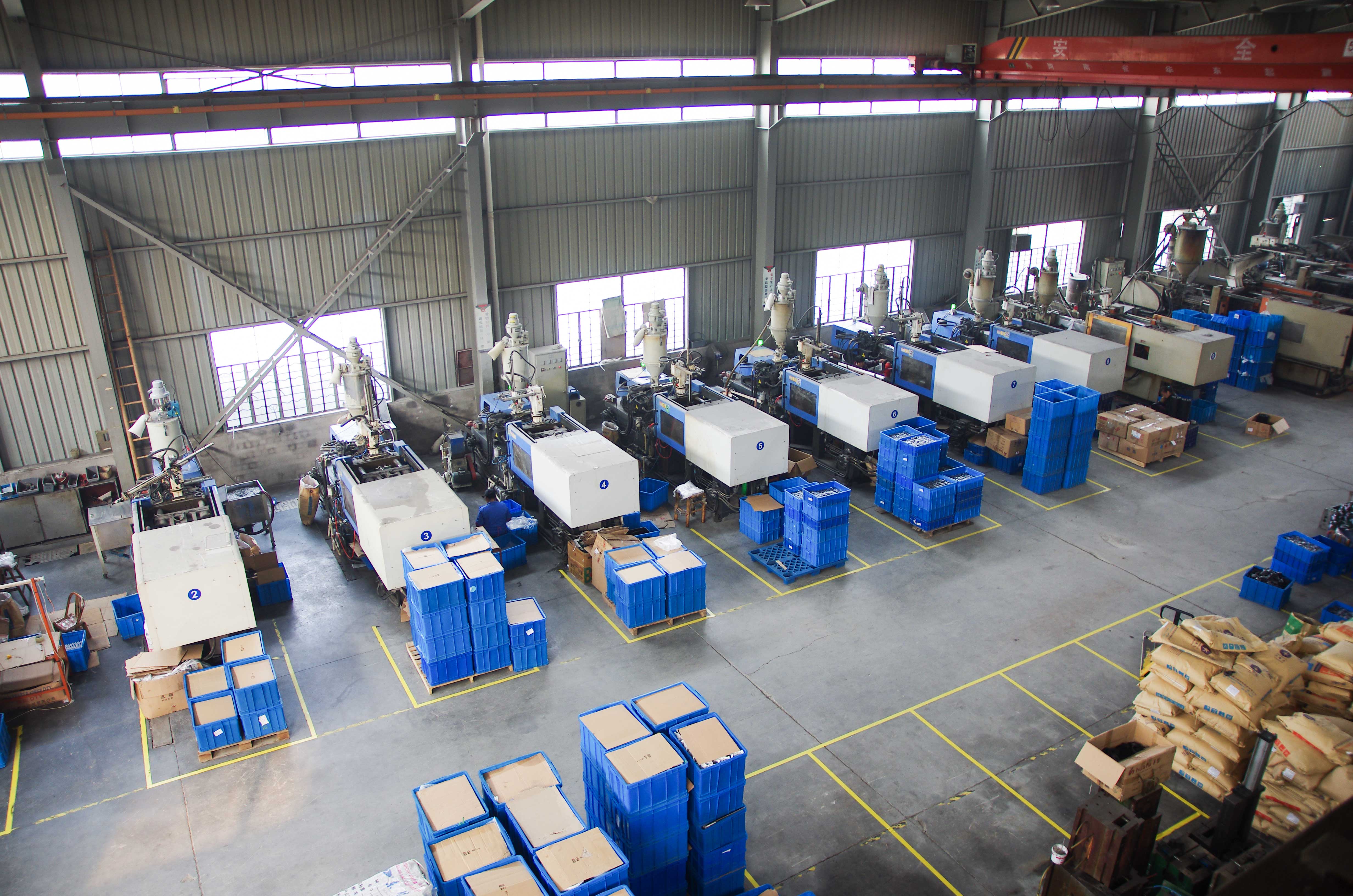 Henan Dice And Miniature Plastic Co., Ltd. factory image 2