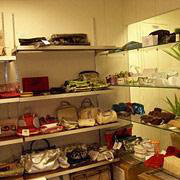 Sisters Co., Ltd. Shopping Bags