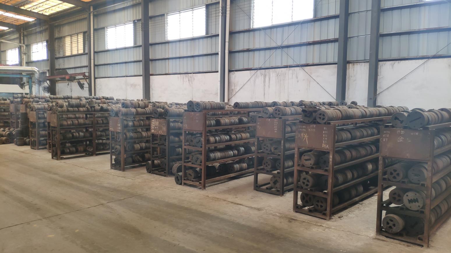 Guangdong Xingqiu Aluminum Profiles Co., Ltd. Industrial Aluminum Profile
