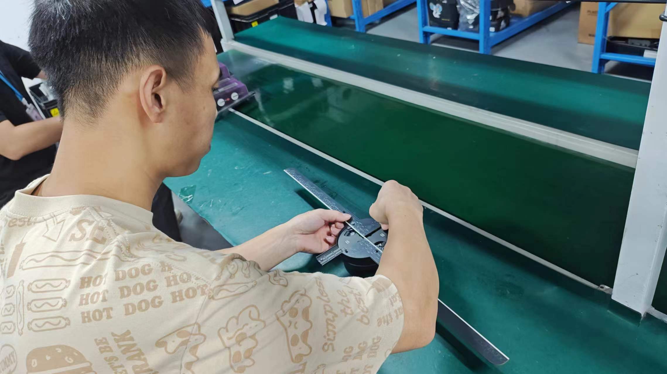 Dongguan Ruyuan Intelligent Technology Co., Ltd. 3D LED Display