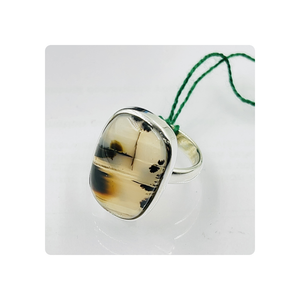 92.5 Sterling Silver Classic Style Ring Natural Montana Agate Cabochon Gemstone Beautiful Jewelry for a Timeless Look