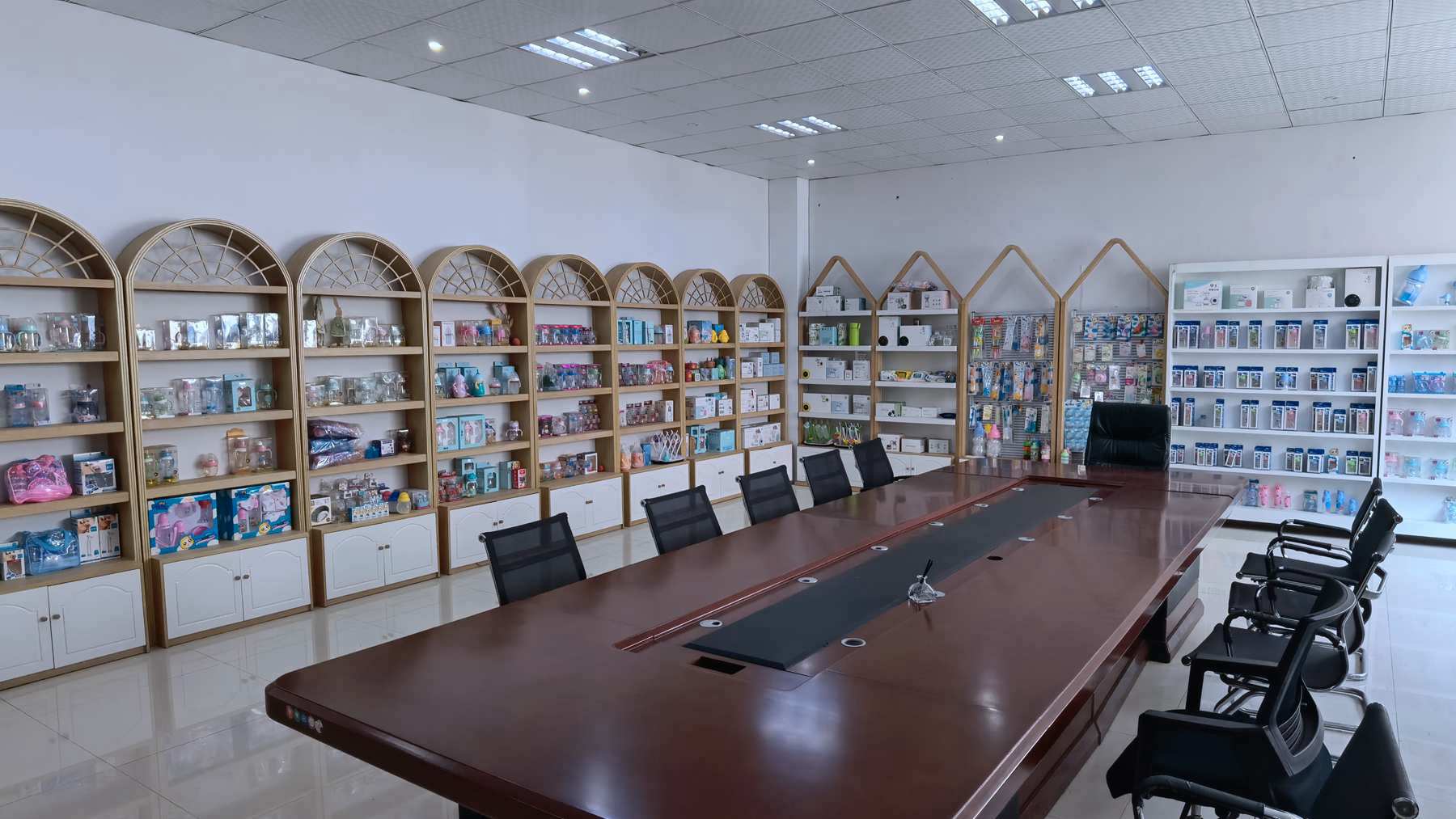 Yiwu Yineng Import & Export Co., Ltd. factory image 3