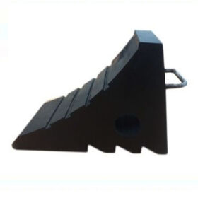 Best Seller Automotive Parts Small-Size Best Seller Rubber Truck Wheel Chock Stopper for Stop Car and Truck Wheel from Thailand