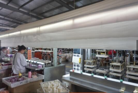 Yiwu Xintong Artificial Flower Co., Ltd. flower wall