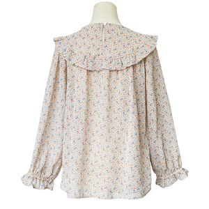 2022 Hot Sale High Quality Custom  Long Petal Sleeve ladylike stylish dailywear Floral women Blouse