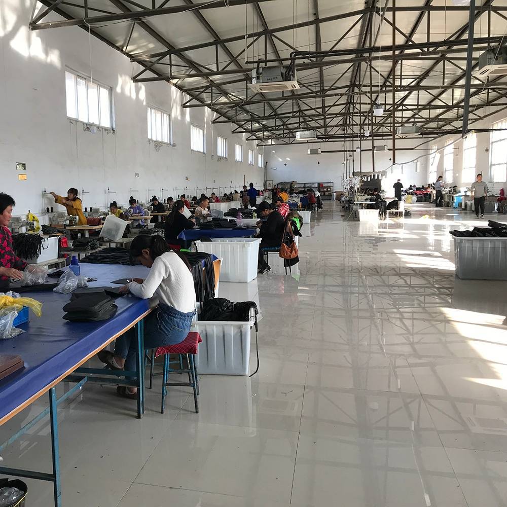 Baoding Feishisha Bags Manufacturing Co., Ltd. factory image 1