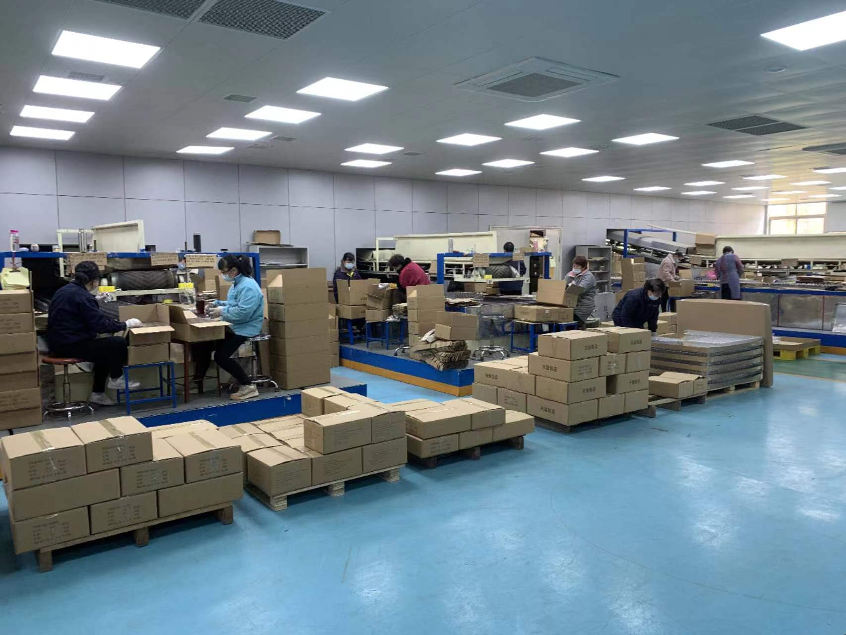 Xuzhou Qiantuo Glass Products Co., Ltd. glass bottle