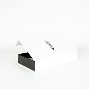 Custom boxes with logo flip rigid cardboard paper boxes for mobile phone case packaging Gift box with magnetic lid