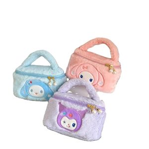 Large Capacity Travel Soft Cosmetic Portable Embroidery Make Up Pouch Plush Storage Manve Zipper Custom Logo Velvet Makeup Bag