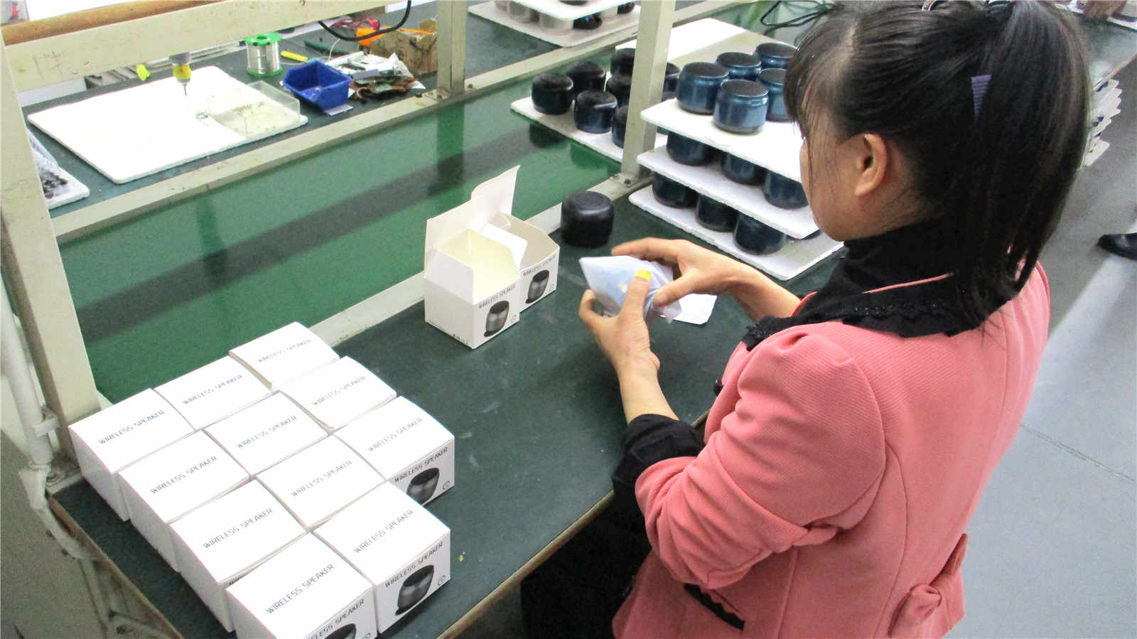 Shenzhen Jinruitai Electronics Co., Ltd. Bluetooth headphones