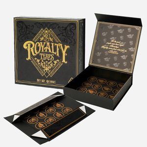 Custom Logo Wholesale Folding Magnetic Gift Paper Box Recyclable Rigid Cardboard Packaging Box for Clothing