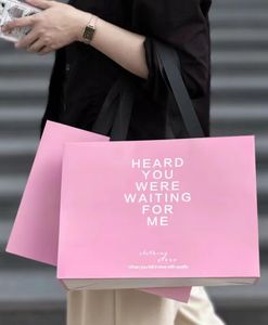 Fashionable Custom Logo And Size Printed OEM Gift Clothing Shoes Packaging Shopping Pink Bags With Cardboard Paper Bag