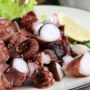 Octopus boiled cut 2/3 gr/pc
