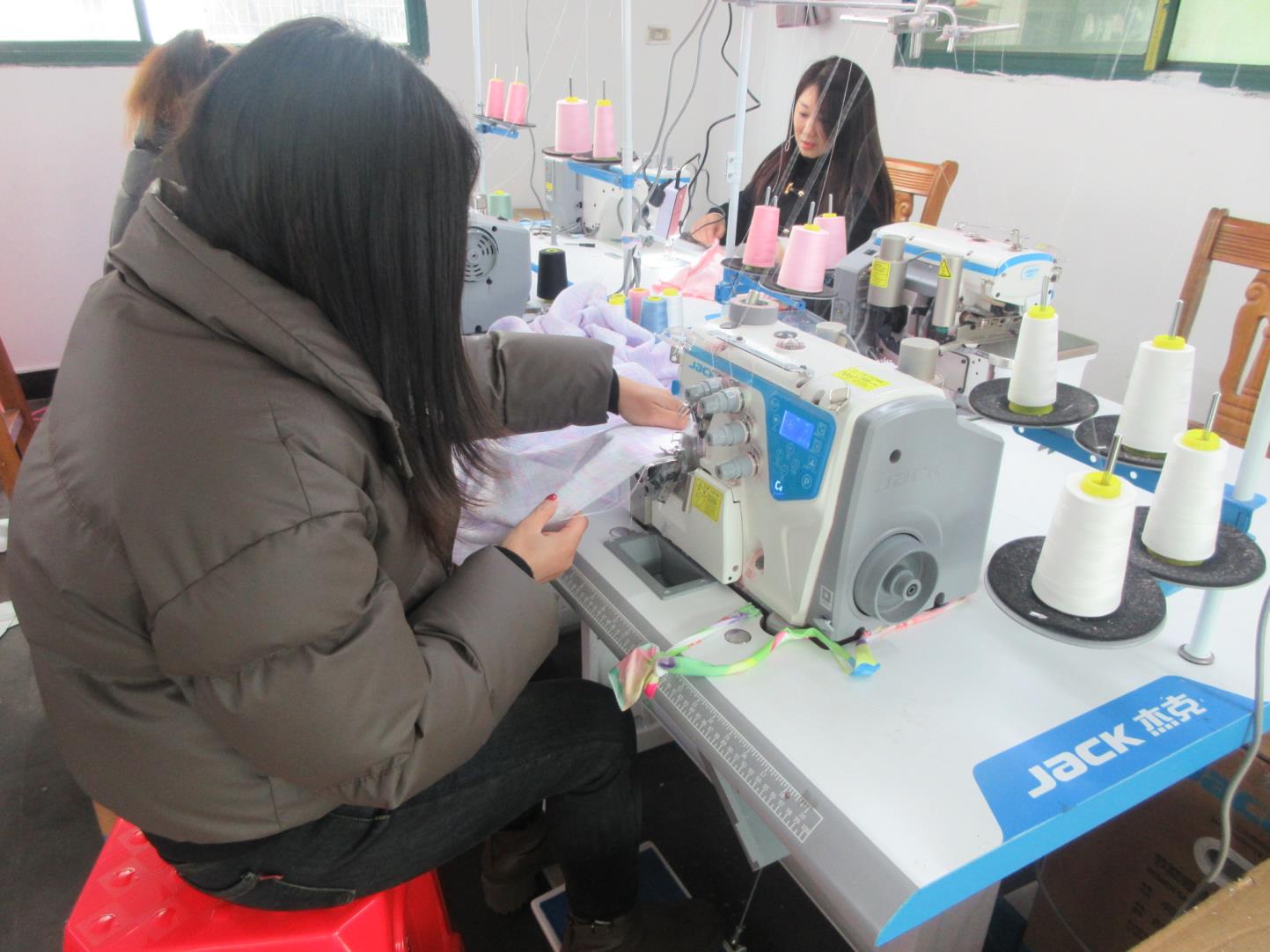 Nanchang Ruyi Garment Co., Ltd. Girl Dress