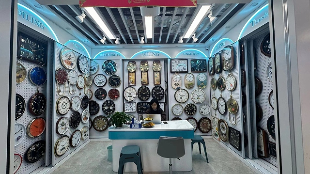 Yiwu Diling Import And Export Co., Ltd. Silent Wall Clocks