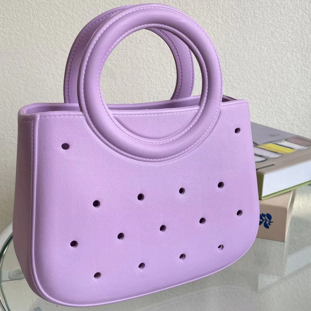 Suzhou Yunzhuo New Material Technology Co., Ltd. New Fashion Kids Woven Checkered Small Mini Cute Eva Beach Shopping Basket Beach Tote Handbags Sac Croc Bogg Bags