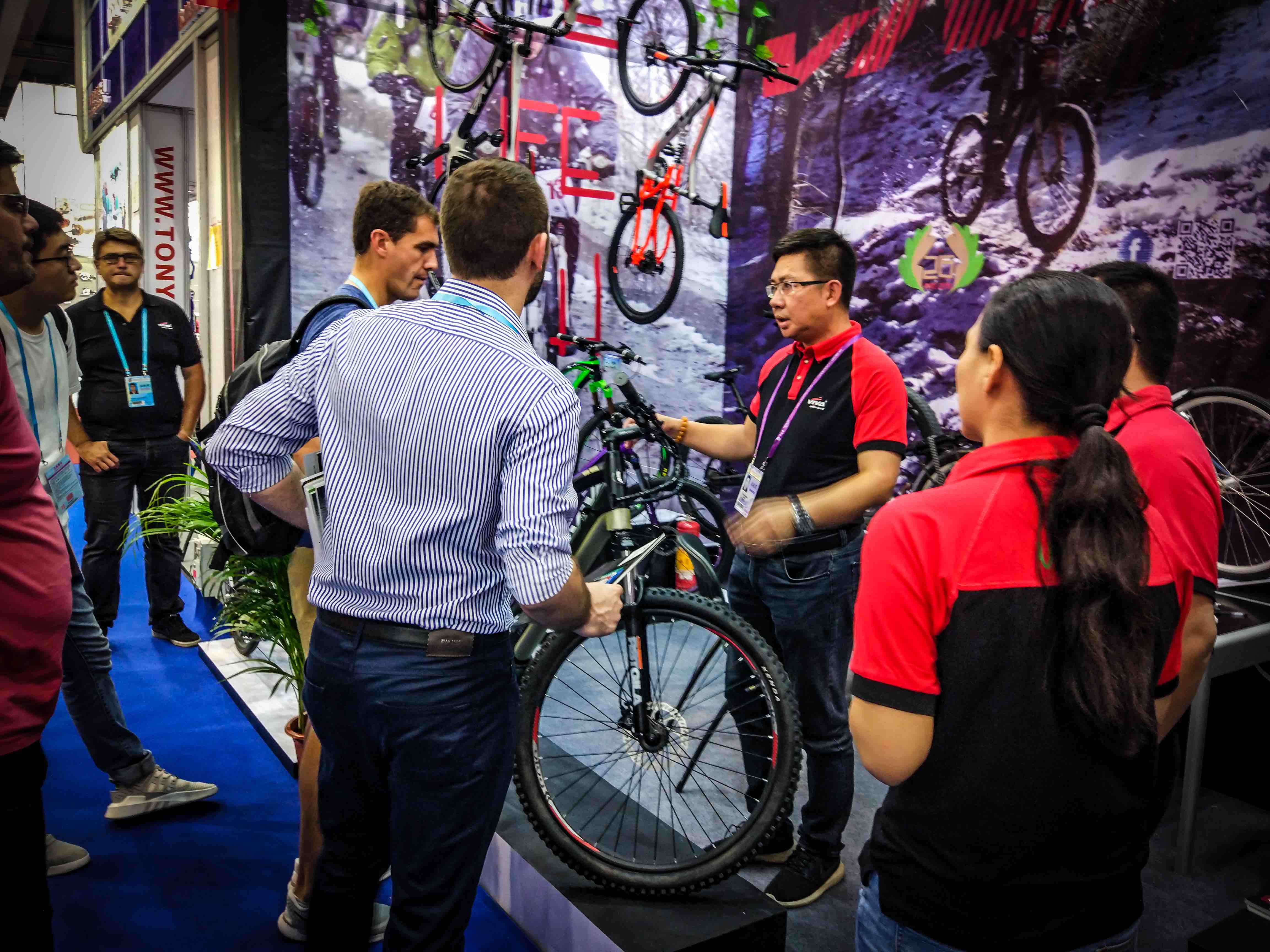 Viva Corporation Limited Road Bike