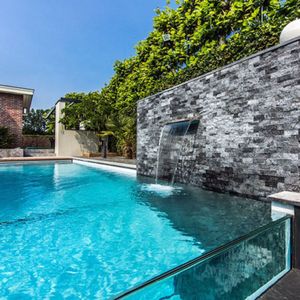 Low Price Custom Logo 70Mm one-Time Cast Bord swimming Pool Transparent Acrylic Sheet