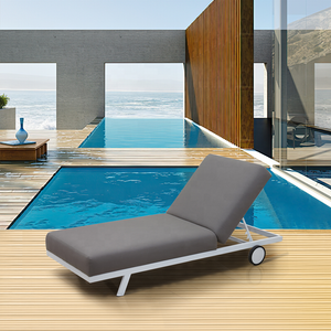Luxury White Exterior Poolside Sun Lounger Sunbed Furniture Outdoor Garden Aluminum Pool Chaise Lounge Chairs