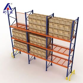 Industrial warehouse store steel selective pallet rack shelving with wire mesh decking