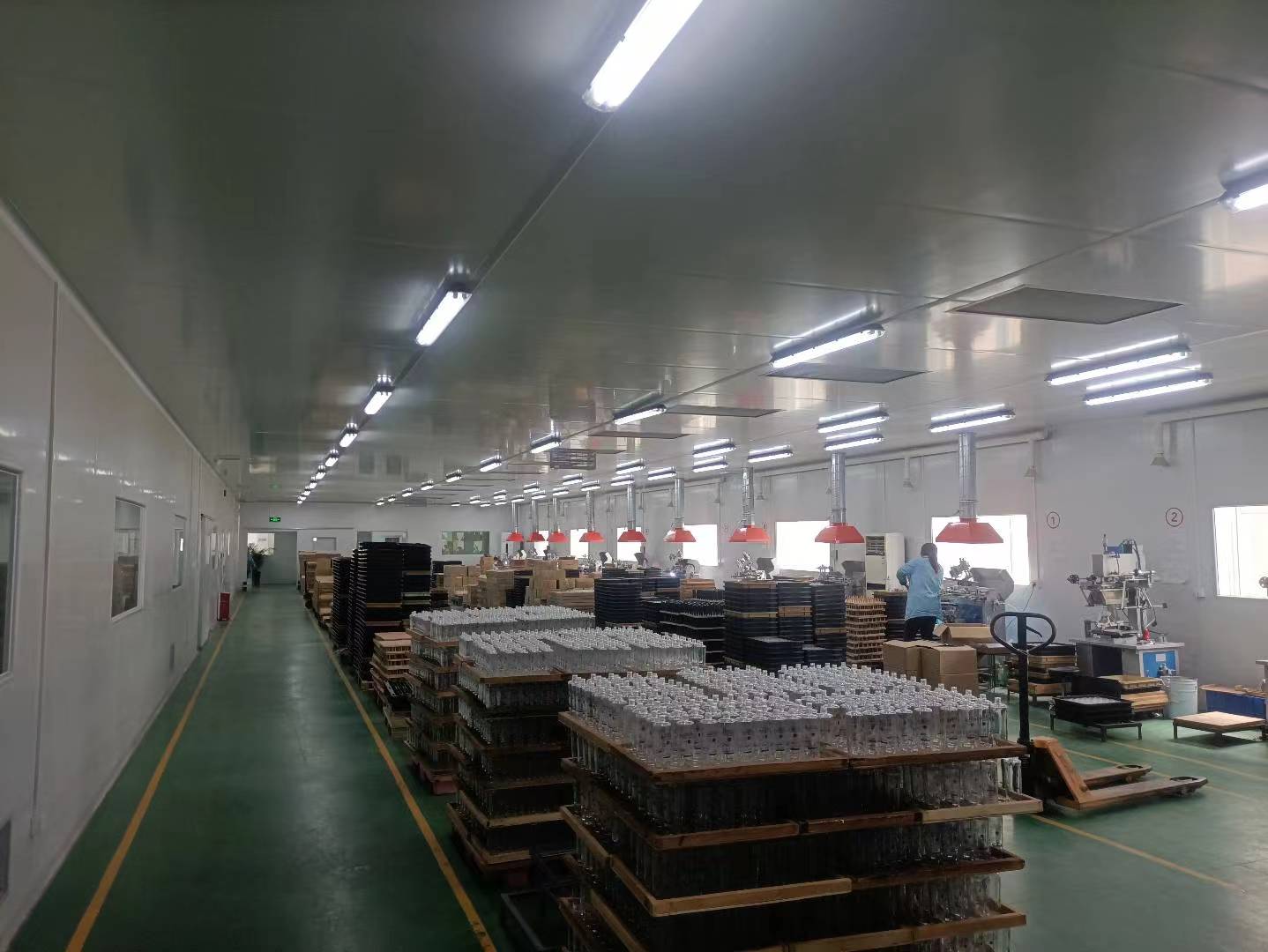 Xuzhou Qiantuo Glass Products Co., Ltd. glass jar
