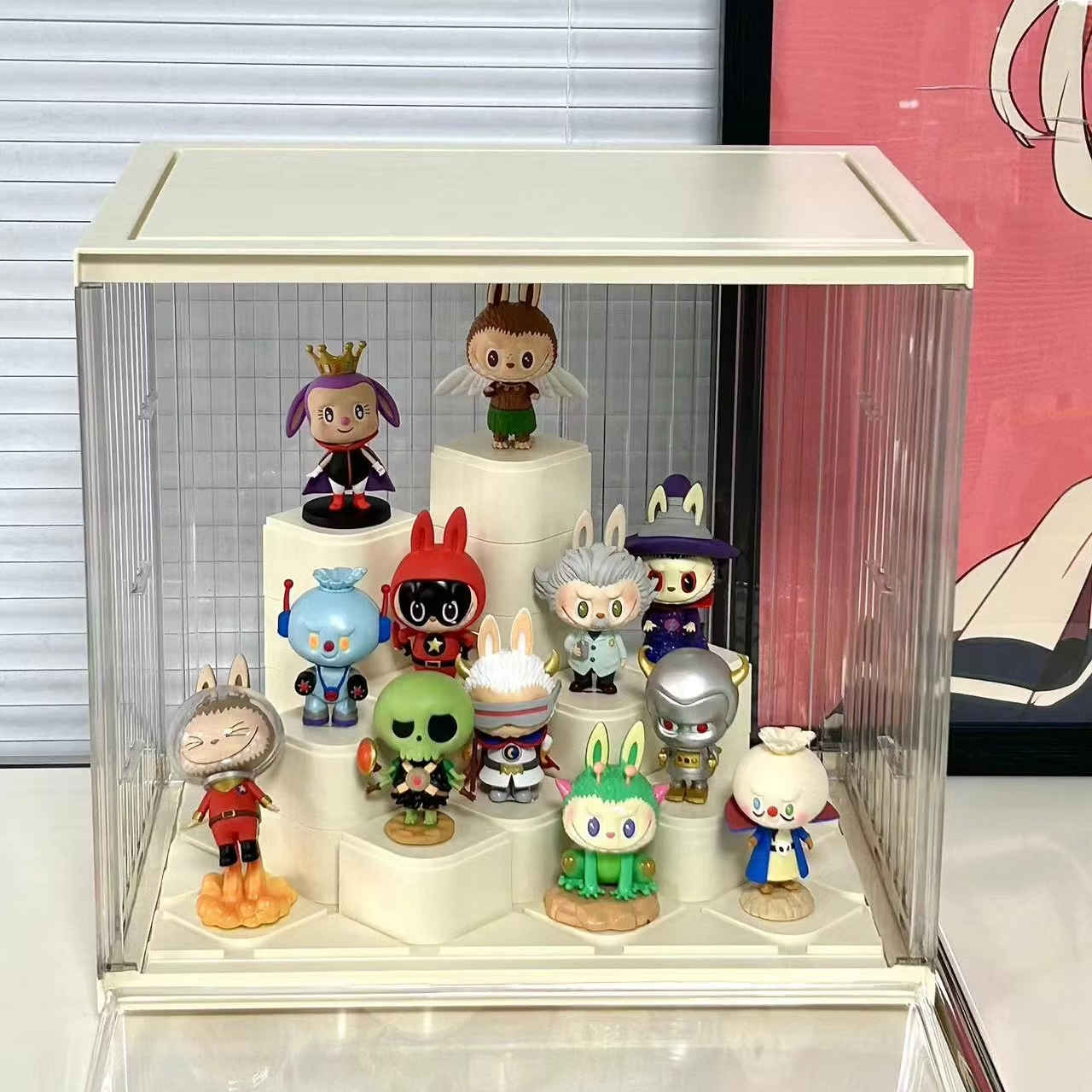 Zhengzhou Zaijia Home Furnishing Co., Ltd. High Cheap Quality Figure Storage Box Transparent Dust Proof Magnetic For Blind Box Toy Figure Display Box