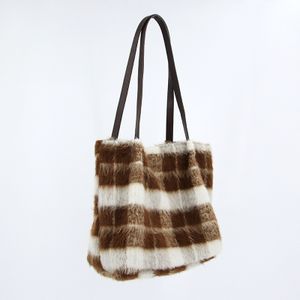 Bsci Factory Custom Checkered Winter Faux Fur Shoulder Bag