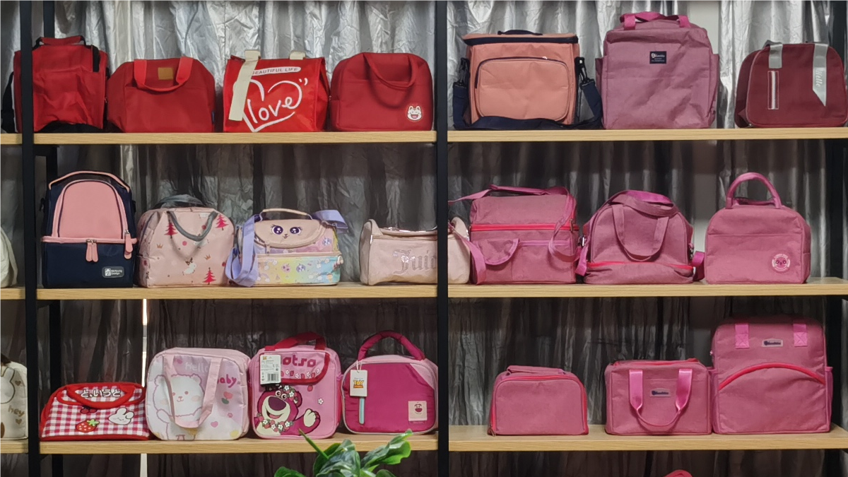 Pujiang Jiufeng Industry and Trade Co., Ltd. Lunch Bag