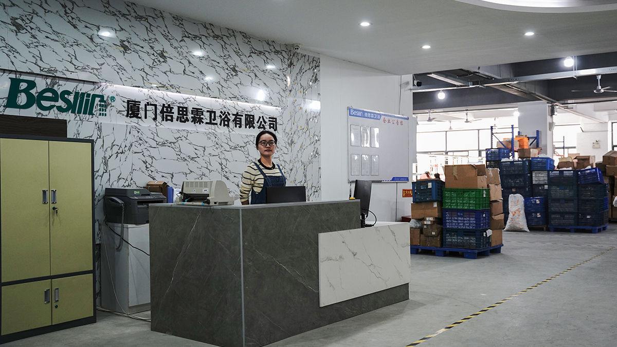 Xiamen Besllin Sanitary Ware Co., Ltd. Shower Set