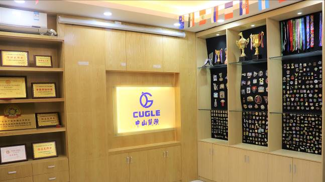 Zhongshan Cugle Metal & Plastic Products Co., Ltd. Keychain