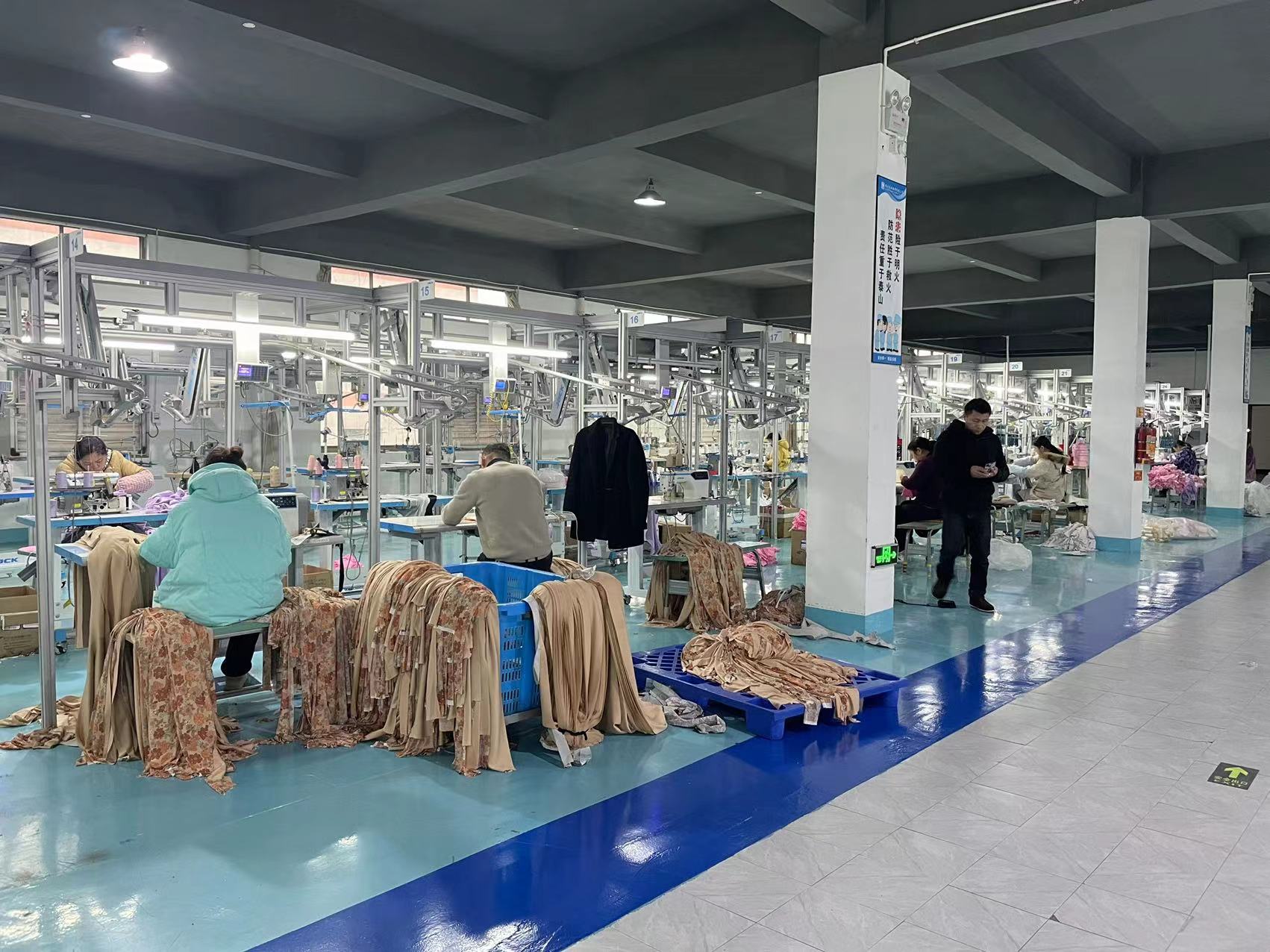 Shaoxing Jiarong Home Products Co., Ltd. Lounge Wear