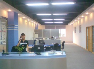 Guangzhou Fengya Lighting Equipment Co., Ltd. LED Moving Head Light