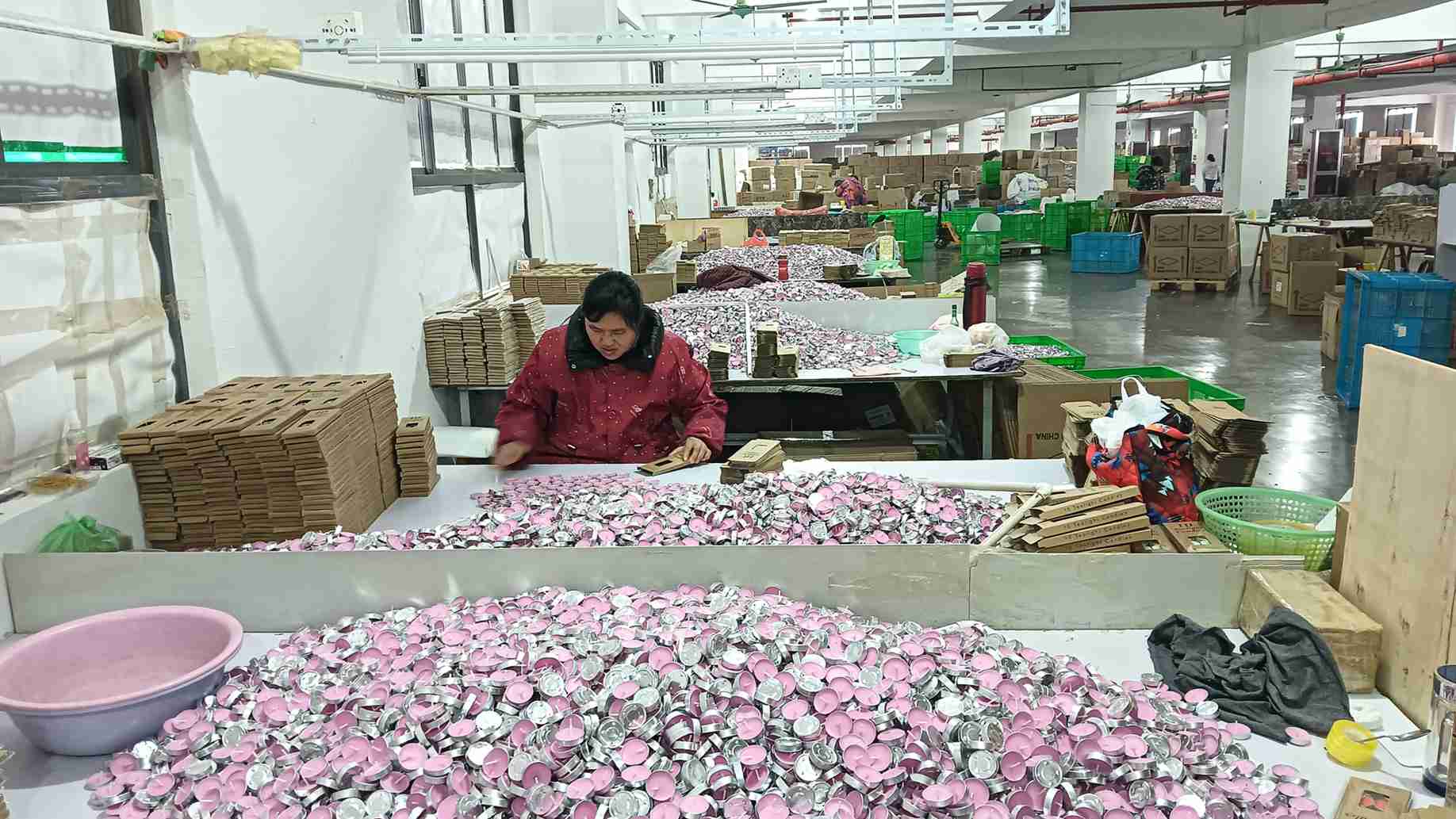 Yiwu Gaosheng Household Products Co., Ltd. Tealight candles