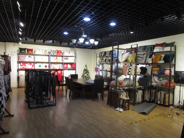 Haining Lianheng Textile Co., Ltd. factory image 4