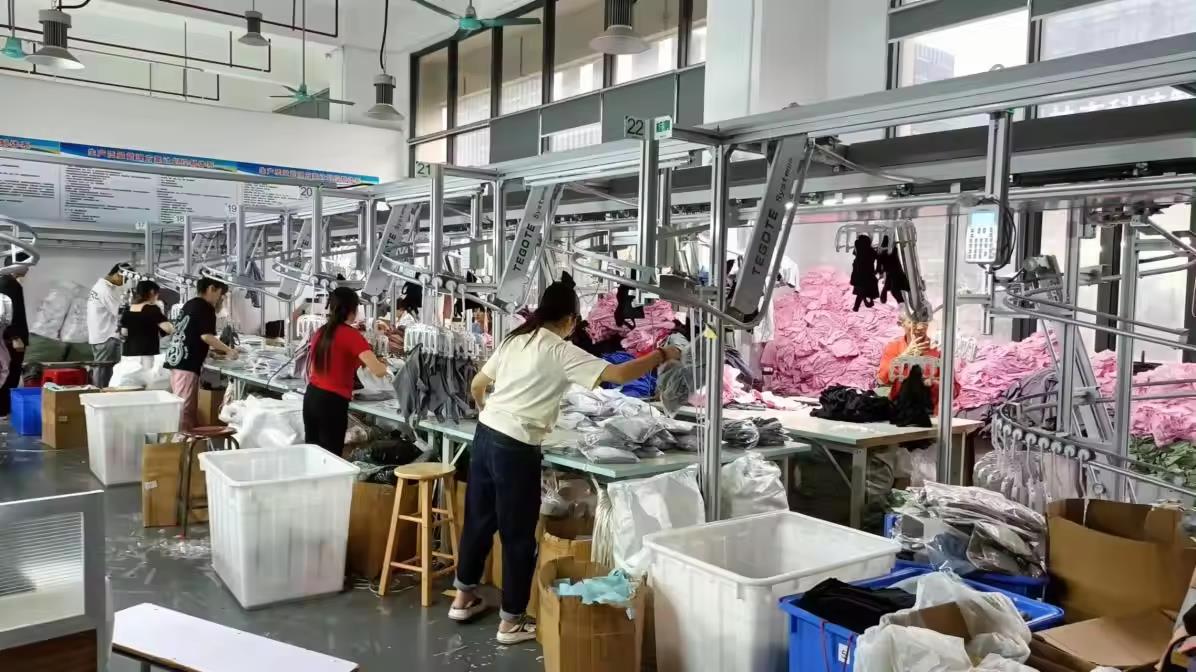 Guangzhou Dingtai Clothes Co., Ltd. Running wear