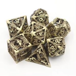 wholesale skulls rpg games Metal hollow dice Polyhedral Dnd Dice Set For Dungeons And Dragons Games Dice