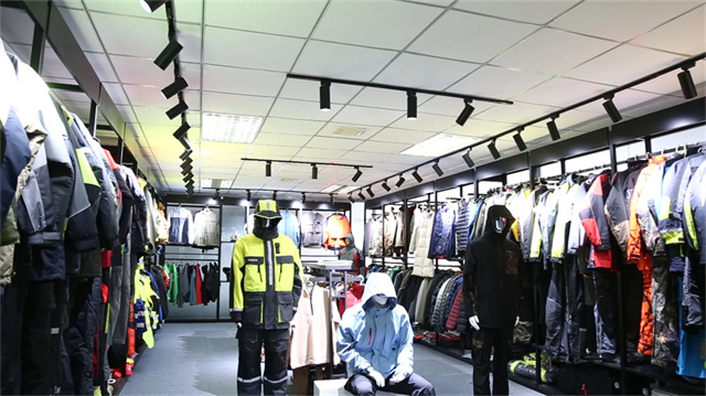 Fujian Xianghong Outdoor Products Technology Co., Ltd. Ski Clothing