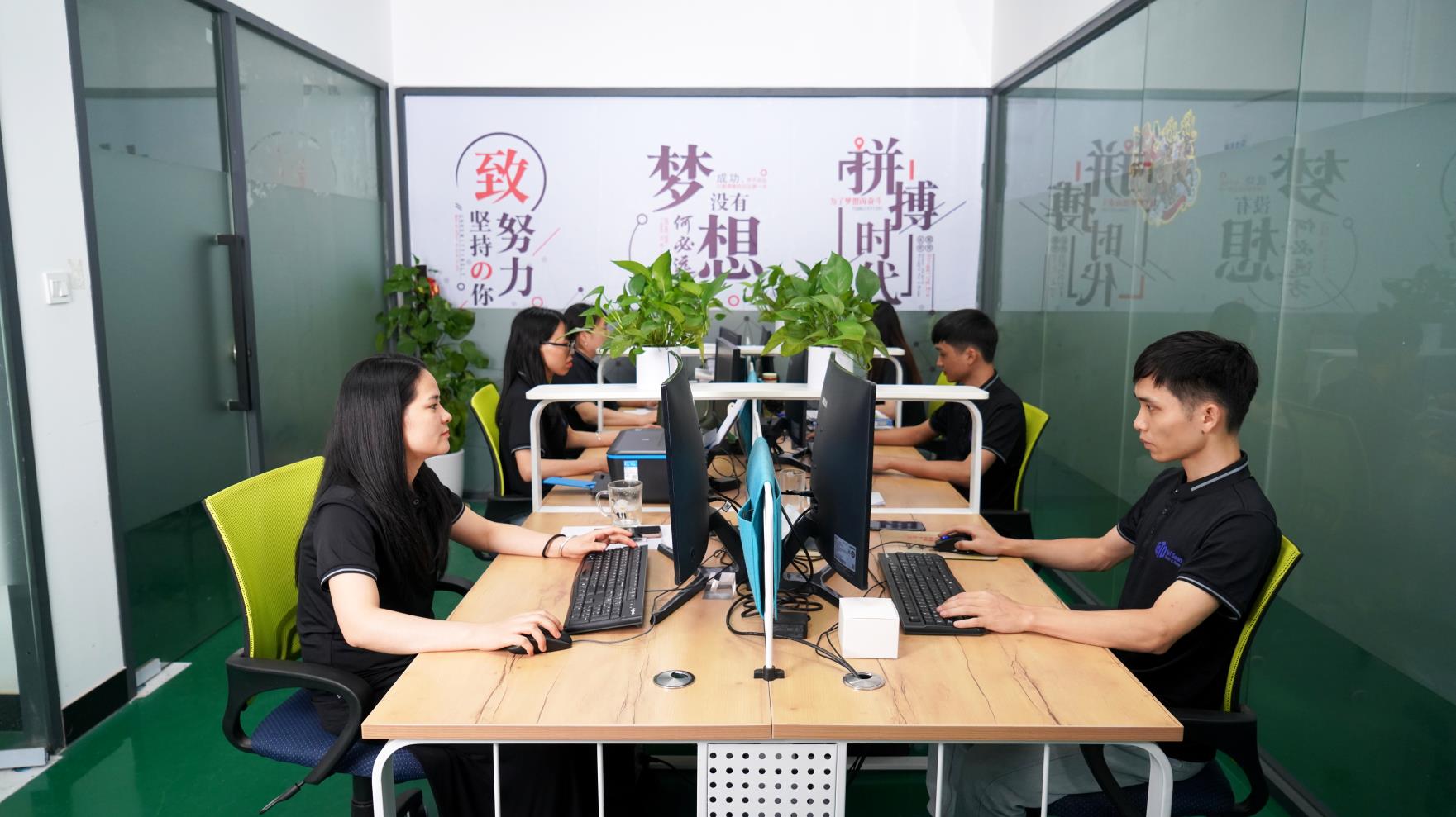 Shenzhen GTD IOT Technology Co., Ltd. Key Card Energy Saving Switch