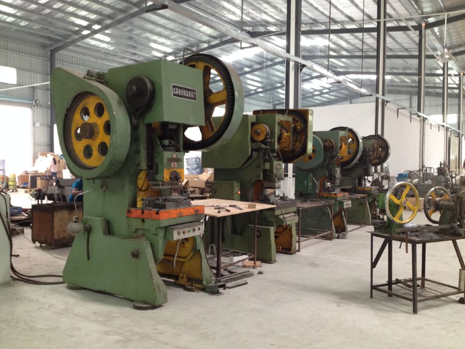 Yuejingdian (Dongguan) Metal & Plastics Co., Ltd. wooden display rack
